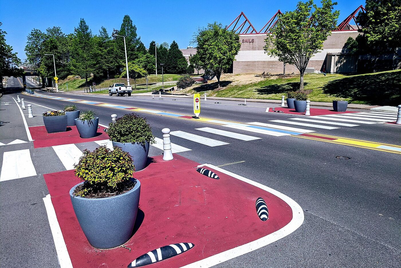 Übergang für Fuß- und Radverkehr und geschützte Bereiche in Memphis/Tennessee Übergang für Fuß- und Radverkehr und geschützte Bereiche in Memphis/Tennessee